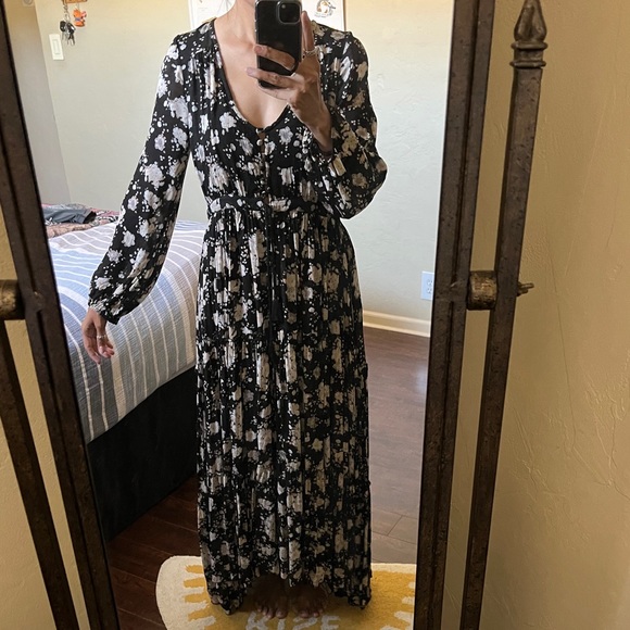 • MOVING LAST CHANCE 7/31/2024 • Spell & gypsy gypsy dancer gown xs caviar - Picture 1 of 16